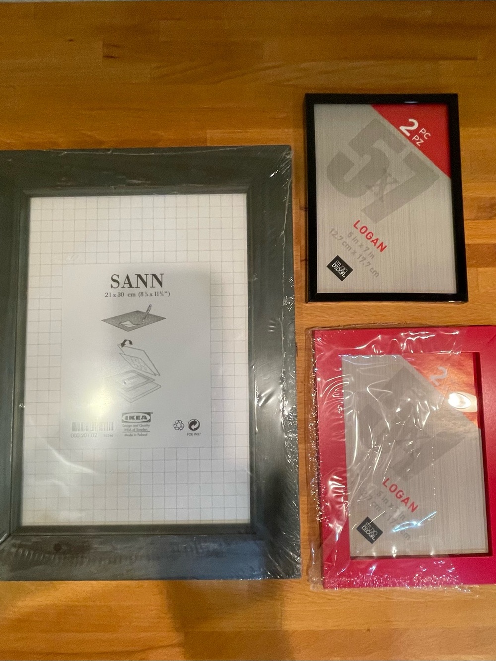 Picture Frame Set in Blue, Black and Red